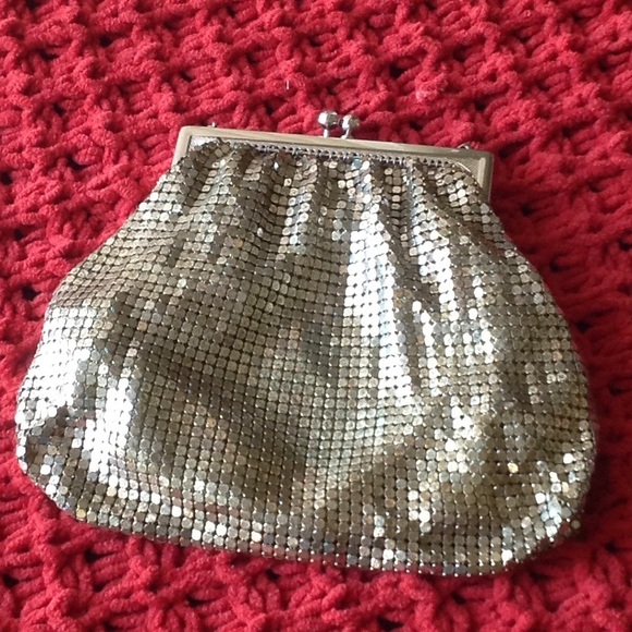 Vintage Gold Metal bag - Picture 2 of 7